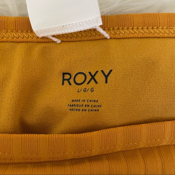 NWT Roxy ribbed swim bottoms - Picture 3 of 5